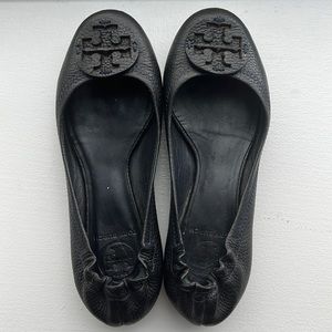 Tory Burch Reva flat